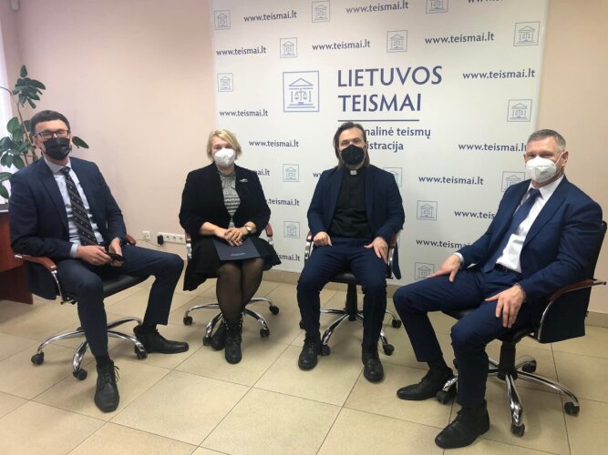 Teisėjo darbas per religijos prizmę: neteisk ir nebūsi teisiamas?