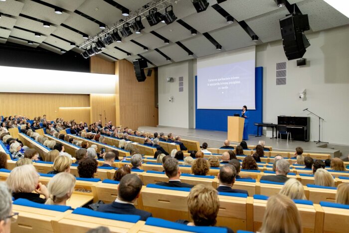 Seime paminėtas Lietuvos apeliacinio teismo ir apygardų teismų įsteigimo 30-metis
